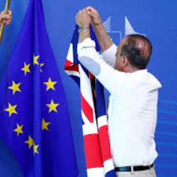 UE & REGATUL UNIT: Theresa May, primită de Juncker, în ajunul summitului extraordinar privind Brexit-ul