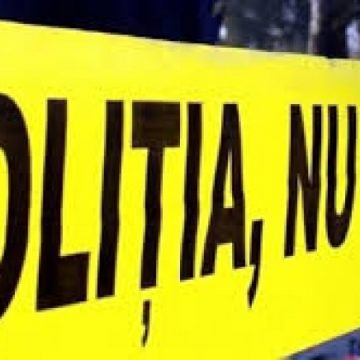 CONFLICT: O tânără şi-a înjunghiat iubitul, în gât. Victima, în stare gravă CONFLICT: O tânără şi-a înjunghiat iubitul, în gât. Victima, în stare gravă