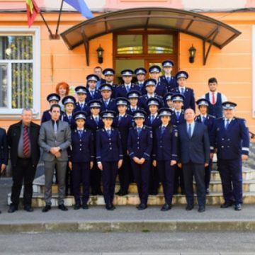 UN VIS, O SPERANŢĂ, O CARIERĂ – ÎNTÂLNIREA GENERAŢIILOR LA I.P.J. MARAMUREŞ: Primire specială pentru 23 agenţi debutanţi