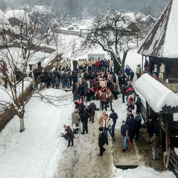 Șase primării și Muzeul Satului au fost gazdele ediției a X-a a evenimentului “Crăciun în Maramureș” Șase primării și Muzeul Satului au fost gazdele ediției a X-a a evenimentului “Crăciun în Maramureș”