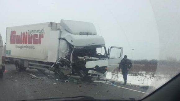 Accident cu un tir între Satulung și Șomcuta