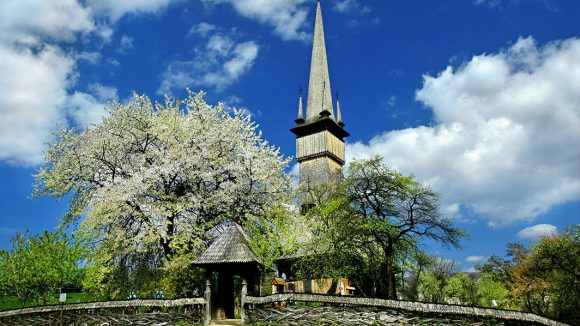 Video|Se restaurează o biserică monument UNESCO din Maramureș Video|Se restaurează o biserică monument UNESCO din Maramureș