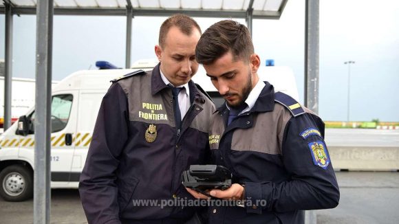 Traficul prin punctele de frontieră greoi, recomandări pentru perioada Revelionului Traficul prin punctele de frontieră greoi, recomandări pentru perioada Revelionului