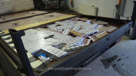 Țigări de contrabandă, transportate cu autoutilitara