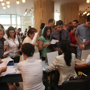 Oportunități de angajare prin AJOFM
