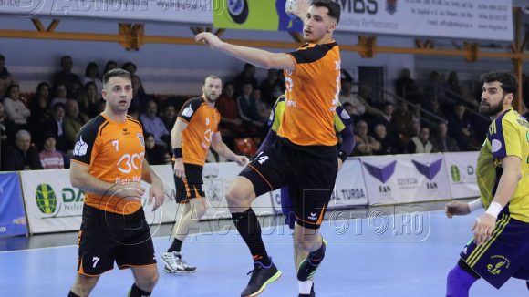 VIDEO | Victorie pentru Minaur în ultimul meci de pregătire
