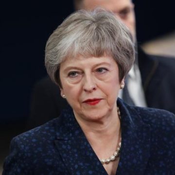 Parlamentul britanic respinge Acordul Brexit al Theresei May