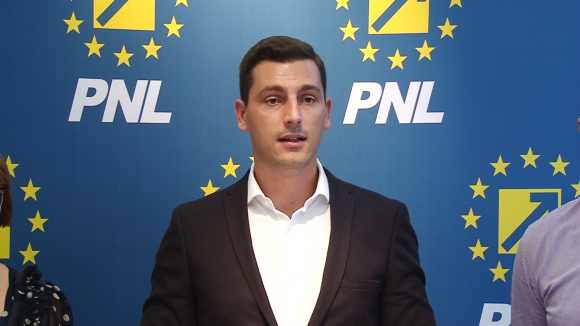 Ionel Bogdan (PNL Maramureș): Invităm PSD și ALDE să susțină proiectul PNL prin care cei care comit infracțiuni cu violențe, crime, tentative de crimă, tâlhărie sau viol să nu mai beneficieze de predeverile legii privind regimul compensatoriu Ionel Bogdan (PNL Maramureș): Invităm PSD și ALDE să susțină proiectul PNL prin care cei care comit infracțiuni cu violențe, crime, tentative de crimă, tâlhărie sau viol să nu mai beneficieze de predeverile legii privind regimul compensatoriu