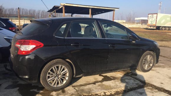 Video|Prins la graniță cu o mașină furată din Franța Video|Prins la graniță cu o mașină furată din Franța