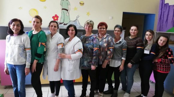 Sindicaliștii Spiru Haret din Maramureș au purtat banderole tricolore în semn de protest față de situația actuală în care se află învățământul românesc