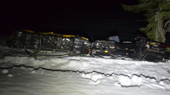 Video|Țigări de contrabandă din Ucraina descoperite în microbuz Video|Țigări de contrabandă din Ucraina descoperite în microbuz