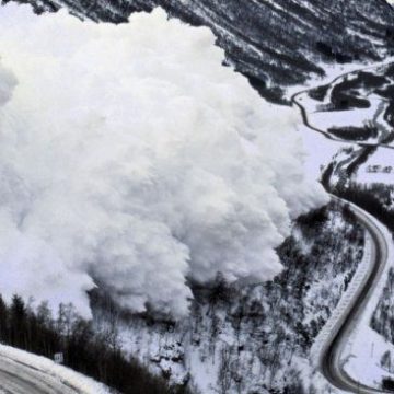 Află cât măsoară stratul de zăpadă pe pârtiile din Maramureş