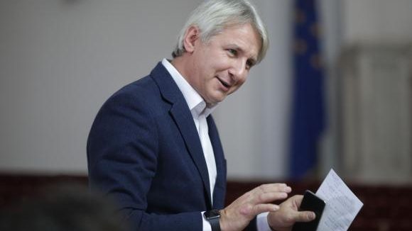 Soluţia pentru rezolvarea situaţiei toaletelor din curtea şcolilor Soluţia pentru rezolvarea situaţiei toaletelor din curtea şcolilor