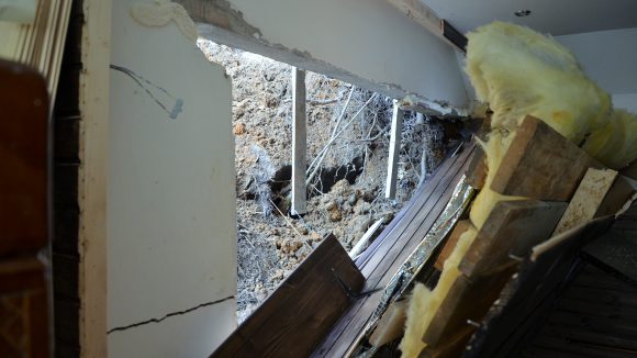 VIDEO | Locuințe afectate de alunecări de teren în localitățile Valea Chioarului, Baia Sprie și Ulmeni VIDEO | Locuințe afectate de alunecări de teren în localitățile Valea Chioarului, Baia Sprie și Ulmeni