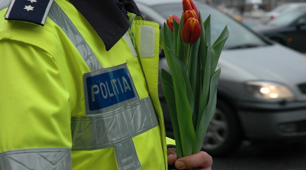 Acțiuni ale poliției – s-au confiscat țigări și flori