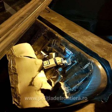 VIDEO | Cu țigări de contrabandă în rezervorul mașinii
