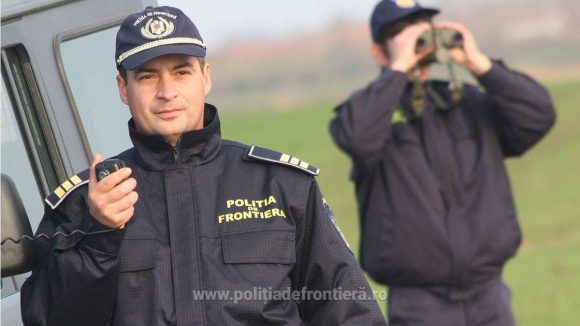 Un tânăr din Bangladesh care a trecut ilegal frontiera a fost prins de lucrători ai ITPF Sighetu Marmației