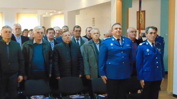 Video|Jandarmii de azi, de vorbă cu jandarmii de ieri Video|Jandarmii de azi, de vorbă cu jandarmii de ieri