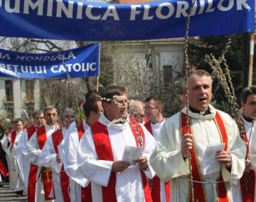 E Duminica Floriilor la catolici, iată tradițiile lor în această zi sfântă