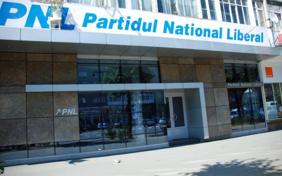 Gabriel Zetea (PSD): ”PNL Maramureș folosește afișajul ilegal în campania electorală”