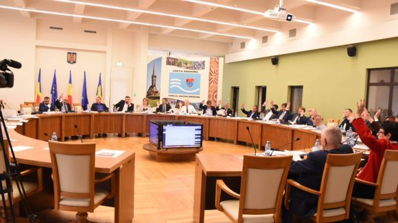 VIDEO | Au fost desemnați câștigătorii lucrărilor de reabilitare pe Valea Izei și Valea Ruscovei VIDEO | Au fost desemnați câștigătorii lucrărilor de reabilitare pe Valea Izei și Valea Ruscovei