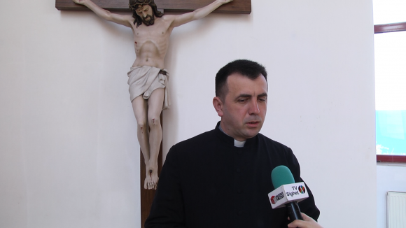 Video|Concert de Florii la Memorial susținut de corul Bisericii greco-catolice Cristos Rege Video|Concert de Florii la Memorial susținut de corul Bisericii greco-catolice Cristos Rege