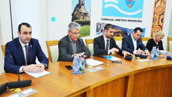 VIDEO | Șeful Ministerului Apelor și Pădurilor, în Maramureș. Cum e cu investițiile