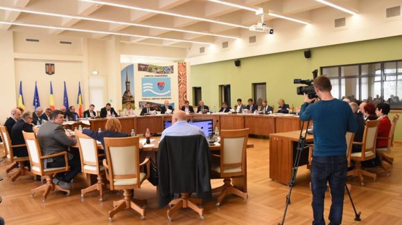 Consiliul Județean are de plătit o sumă uriașă în urma unei decizii a Curții de Arbitraj Comercial Consiliul Județean are de plătit o sumă uriașă în urma unei decizii a Curții de Arbitraj Comercial