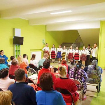 Colegiul de Arte a oferit un concert minunat pacienţilor din Spitalul de Boli Infecţioase Colegiul de Arte a oferit un concert minunat pacienţilor din Spitalul de Boli Infecţioase