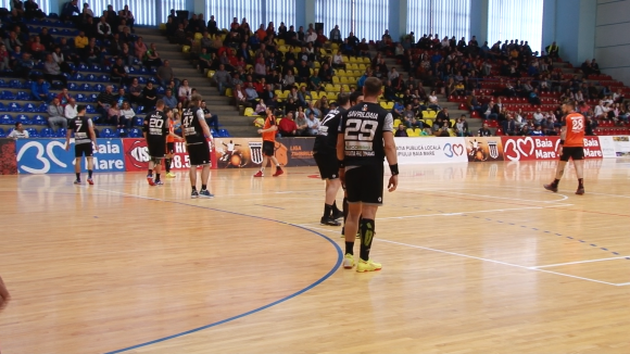 VIDEO | Minaur pierde în fața campioanei României