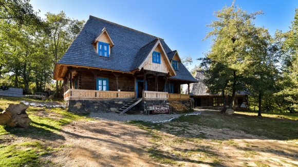 VIDEO | Satul Breb, una dintre cele mai căutate destinații turistice din România VIDEO | Satul Breb, una dintre cele mai căutate destinații turistice din România