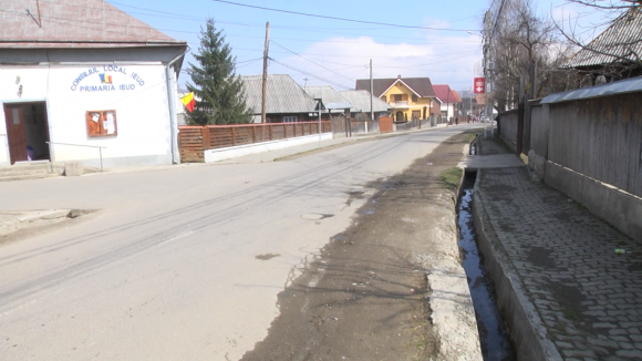 VIDEO | Se fac modernizări la drumuri în Ieud