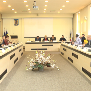 VIDEO | Bugetul municipiului Sighetu Marmației n-a fost aprobat de Consiliul Local