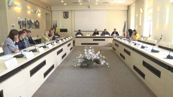 S-a mai făcut o încercare de aprobare a bugetului. Tot degeaba S-a mai făcut o încercare de aprobare a bugetului. Tot degeaba