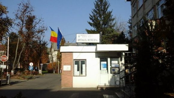 Se fac angajări la spital