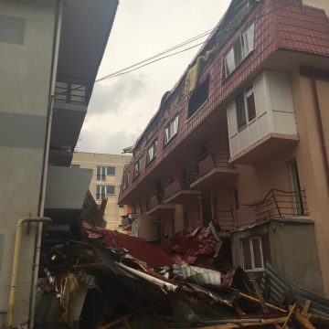 Furtuna a făcut prăpăd în Baia Mare Furtuna a făcut prăpăd în Baia Mare