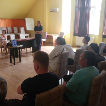 VIDEO | Șoferi aflați  în supravegherea serviciului de probațiune – dădăciți de polițiști în privința hărțuielii stradale