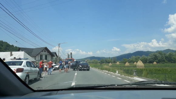 O femeie a rămas încarcerată în urma unui accident ptrecut în Berbești O femeie a rămas încarcerată în urma unui accident ptrecut în Berbești
