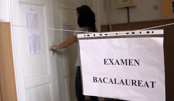 BAC 2019: Absolvenţii susţin proba scrisă la Limba şi literatura română