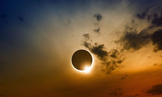 O eclipsă TOTALĂ de Soare va avea loc pe 2 iulie. Zonele în care fenomenul va fi vizibil