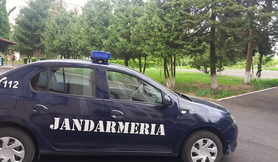 VIDEO | LA DATORIE: Jandarmii vor fi prezenți la marşul absolvenţilor Facultăţii de Litere VIDEO | LA DATORIE: Jandarmii vor fi prezenți la marşul absolvenţilor Facultăţii de Litere