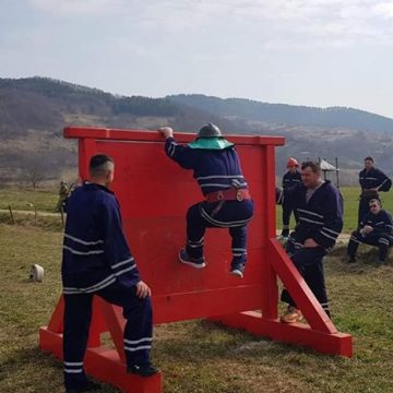 Pompieri la concurs Pompieri la concurs