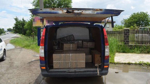 Contrabandă cu urmărire în trafic și împușcături