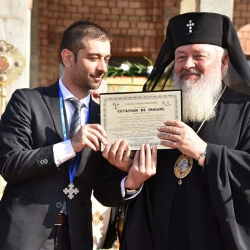 Înaltpreasfințitul Părinte Andrei Andreicuț a fost numit Cetățean de Onoare al Județului Maramureș Înaltpreasfințitul Părinte Andrei Andreicuț a fost numit Cetățean de Onoare al Județului Maramureș