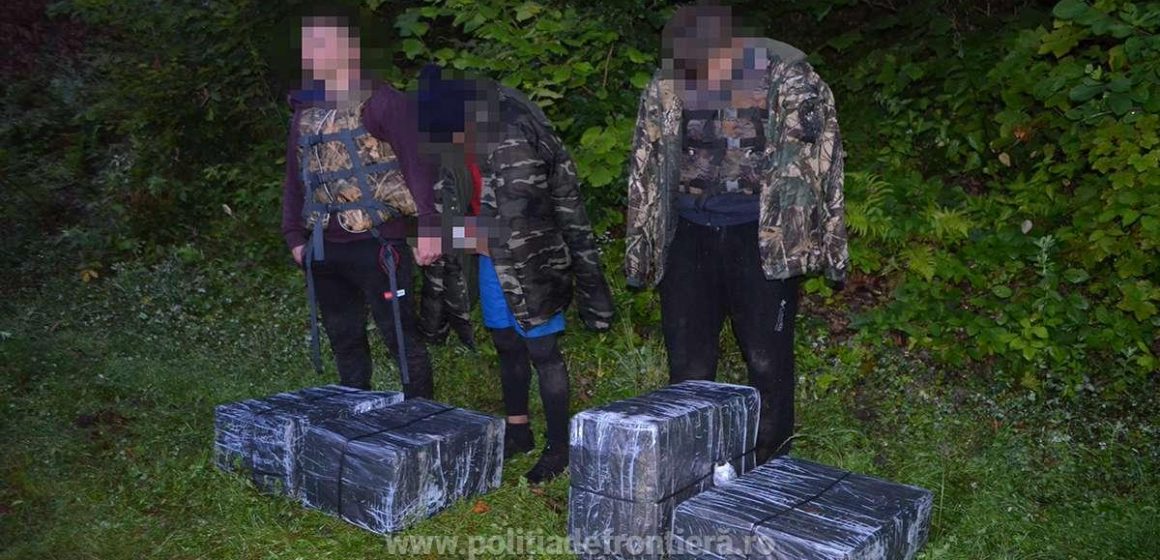 Trei tineri contrabandişti ucraineni, opriţi la frontiera de nord Trei tineri contrabandişti ucraineni, opriţi la frontiera de nord