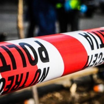 Moarte suspectă: Copil de 9 ani, cu urme de violenţă pe corp, găsit mort în casă Moarte suspectă: Copil de 9 ani, cu urme de violenţă pe corp, găsit mort în casă