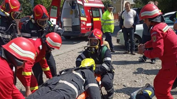 GALERIE FOTO | Pompierii au avut treabă la depoul CFR Sighetu Marmației