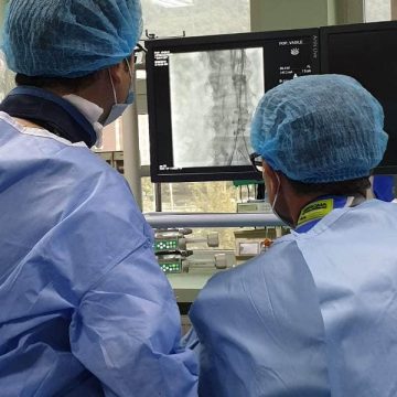 Spitalul Județean din Baia Mare: Pacient salvat printr-o intervenție complexă Spitalul Județean din Baia Mare: Pacient salvat printr-o intervenție complexă