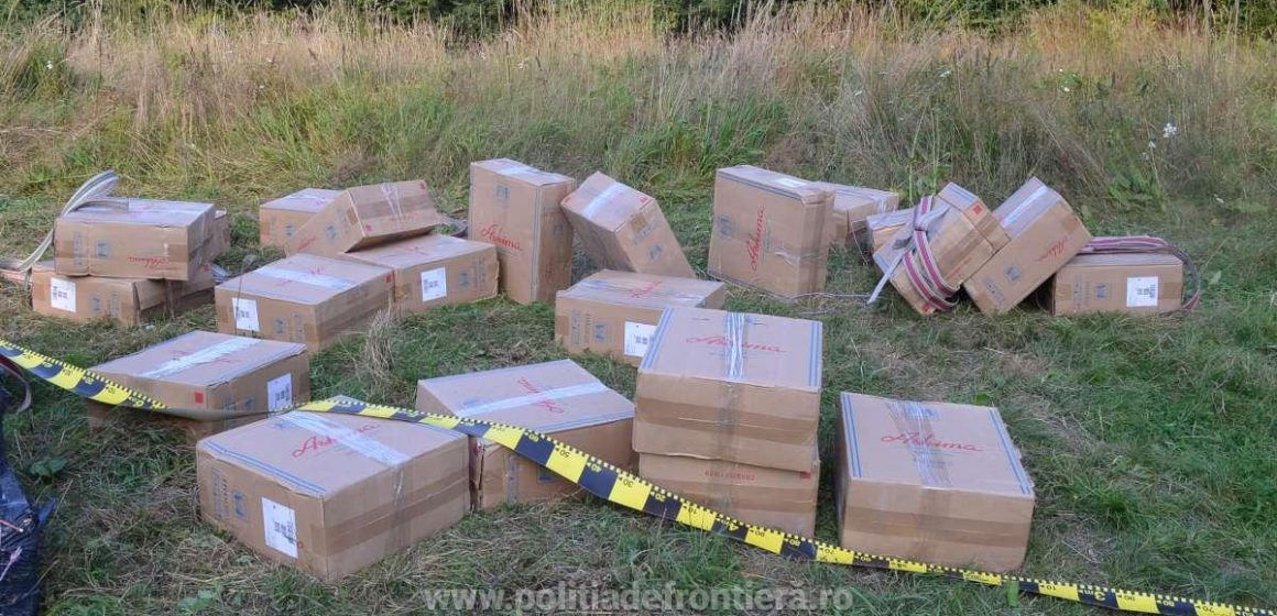 Contrabandiștii și-au luat tălpășița, chiar dacă s-au tras focuri de avertisment Contrabandiștii și-au luat tălpășița, chiar dacă s-au tras focuri de avertisment
