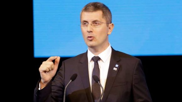 USR PLUS: Ne găsiți în stradă și la sediu până în 15 septembrie! Semnează pentru susținerea lui Dan Barna la Președinția României